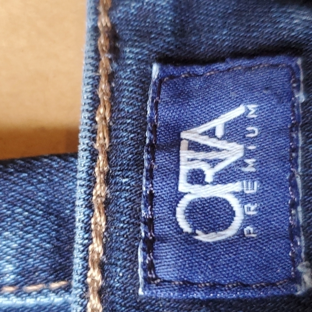 Lucky Brand distressed ankle jeans size 0/25 straight leg preowned - Picture 4 of 11